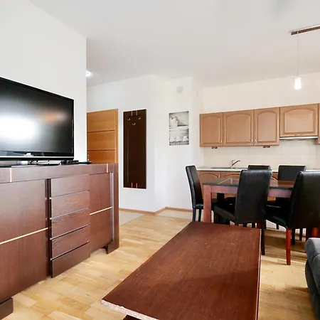 Aquamarina Z Garazem W Cenie By Baltic * Miedzyzdroje