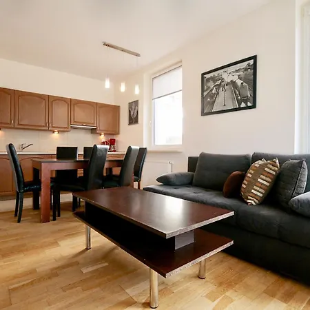 Aquamarina Z Garazem W Cenie By Baltic * Miedzyzdroje